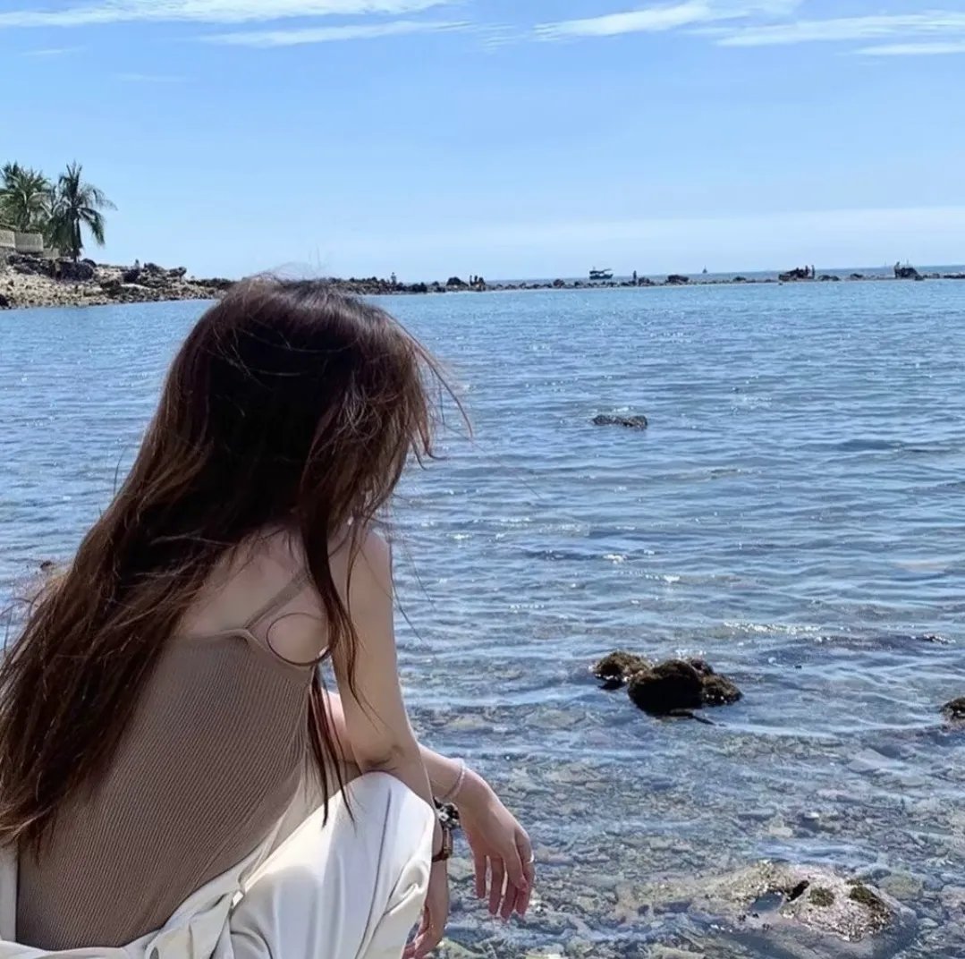 瓦莱莉和她的奇迹一周封面